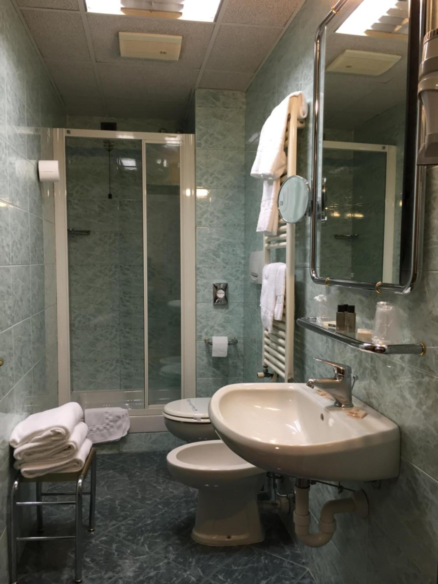 Hotel Iris Génova Habitación foto